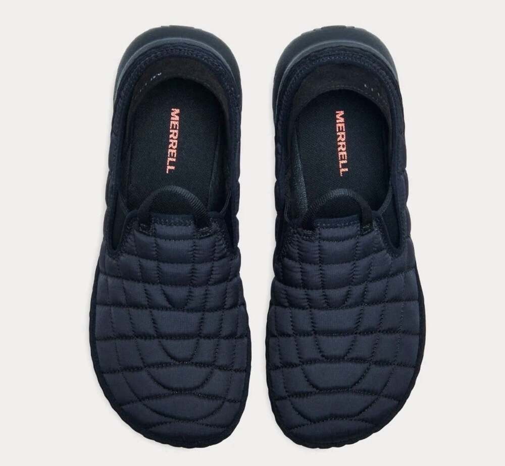 Merrell Hut Moc Slip On Shoes Men’s 11 Triple Black Quilted Shoe Super Light